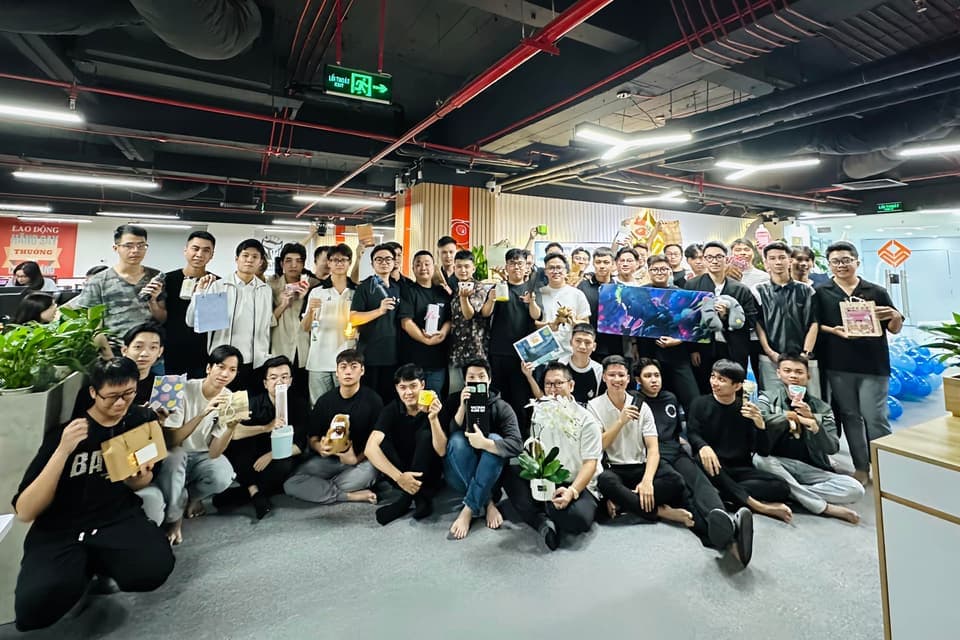 Phân phối đa nền tảng